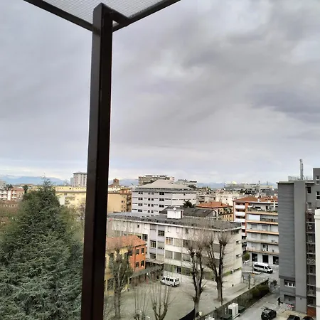 Urbino Uno Venezia Apartment *